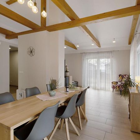 Lifestyle Ferienhaus Pouch Exteriér fotografie